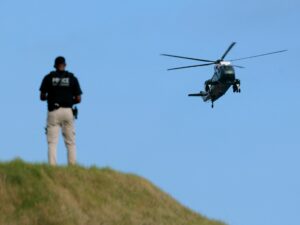 Los Angeles'ta Golf Sahasında Gözaltına Alınan Eski Denizci İddiaları Reddetti